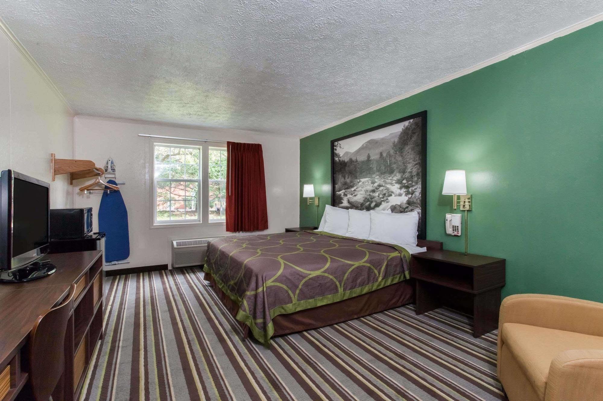 Hotel Syracuse 2*