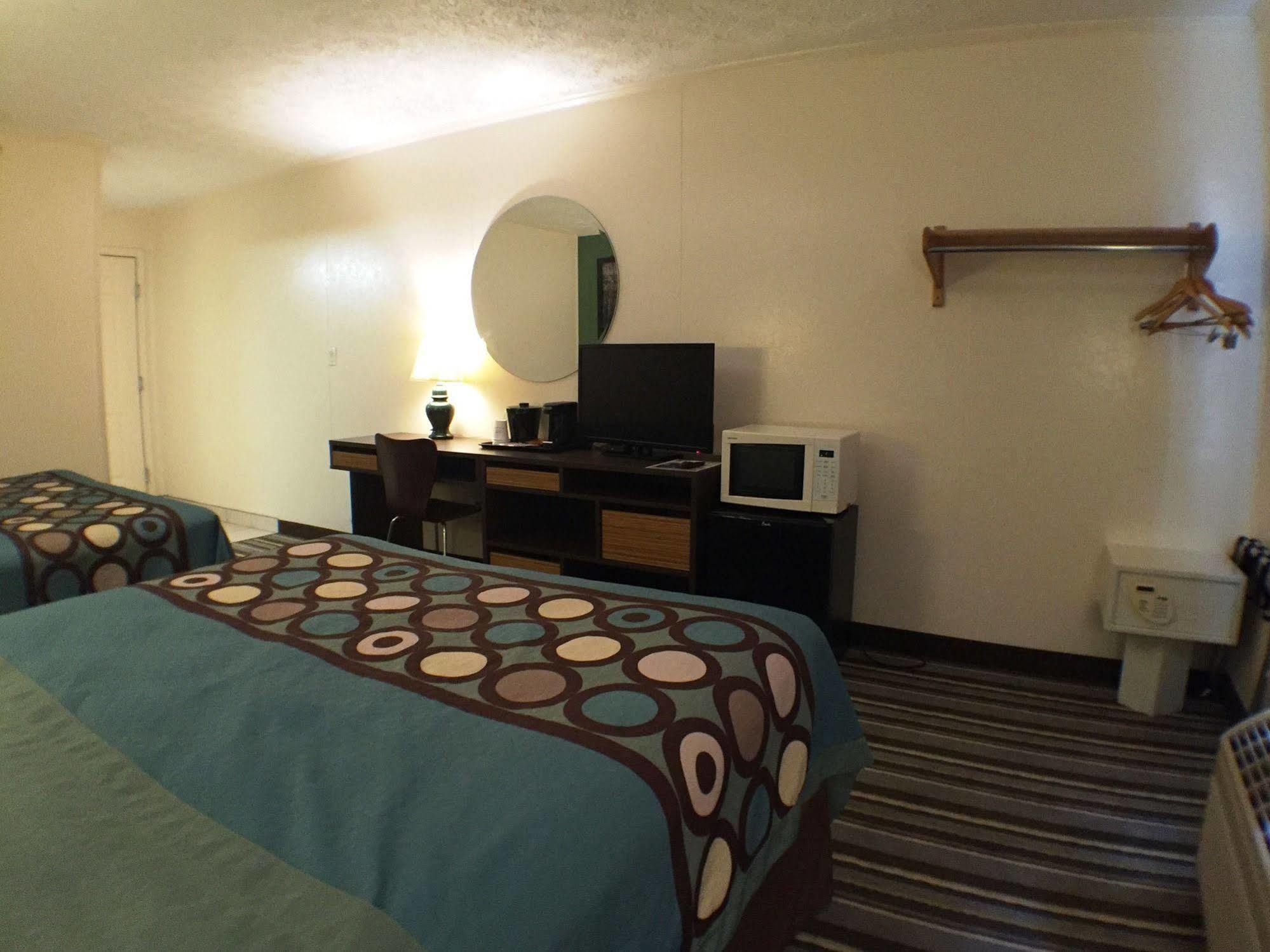 Syracuse Hotel 2*